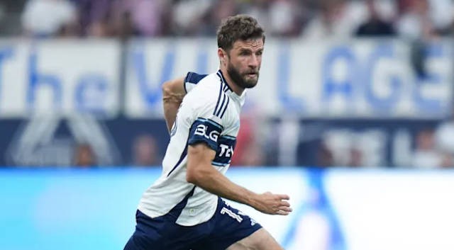 Müller: Dưới sự dẫn dắt của Kompany, không đội bóng nào ở Bundesliga có thể cạnh tranh với Bayern Munich trong mùa giải tới