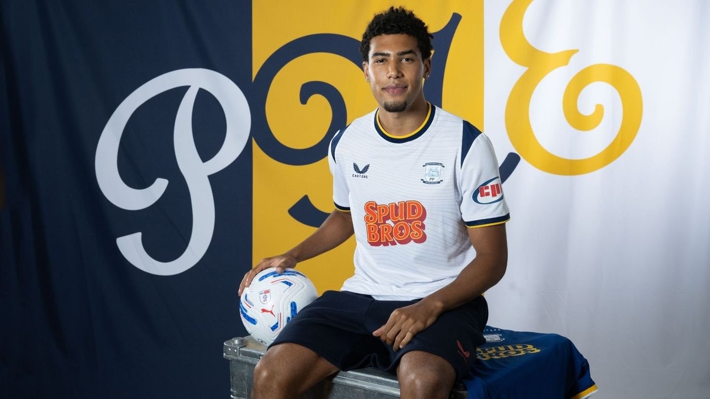 Resmi: Bek Chelsea Caleb Wiley, 21, Dipinjamkan ke Preston