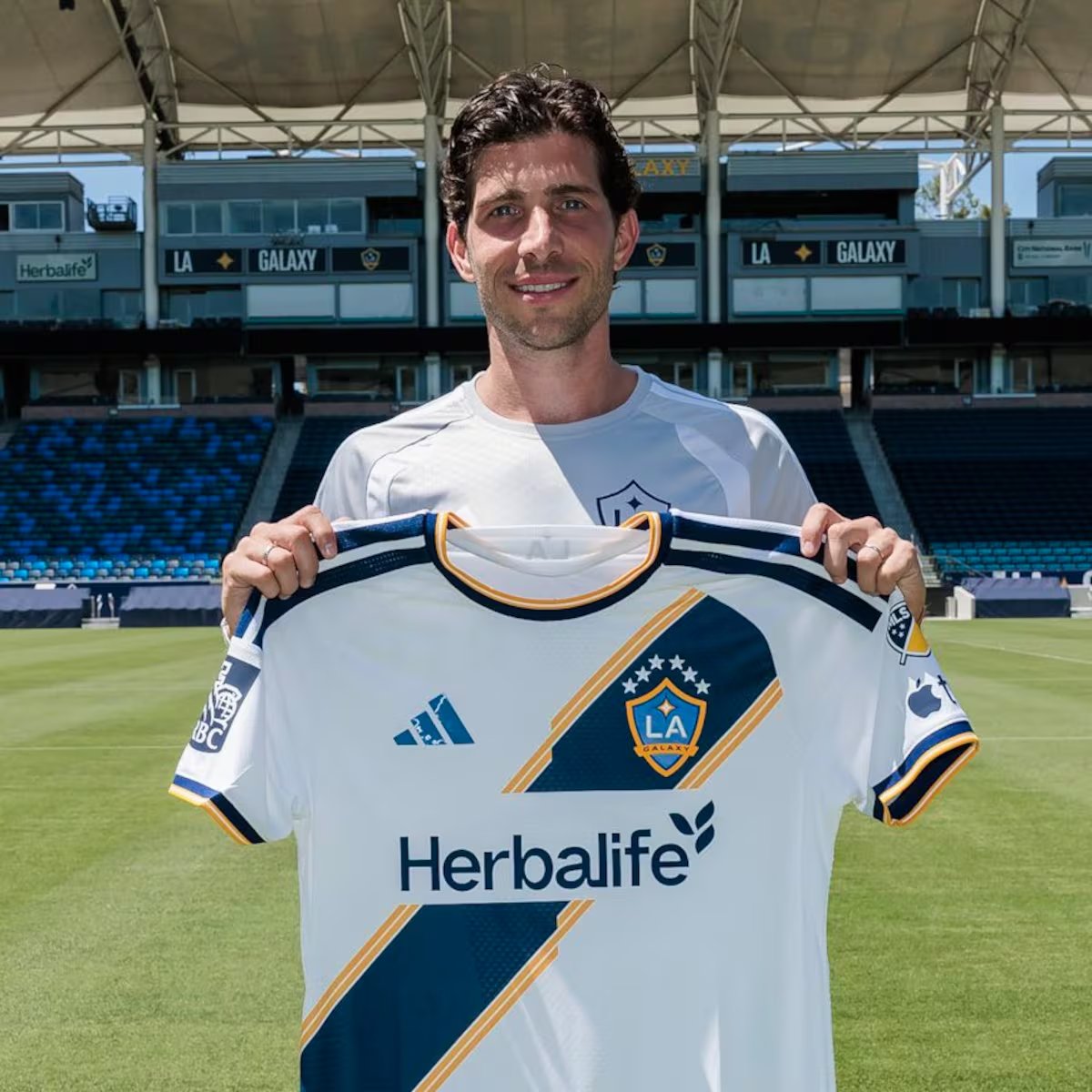 Roberto: MLS phát triển rất nhanh, nhiều người chú ý hơn sau khi Messi đến