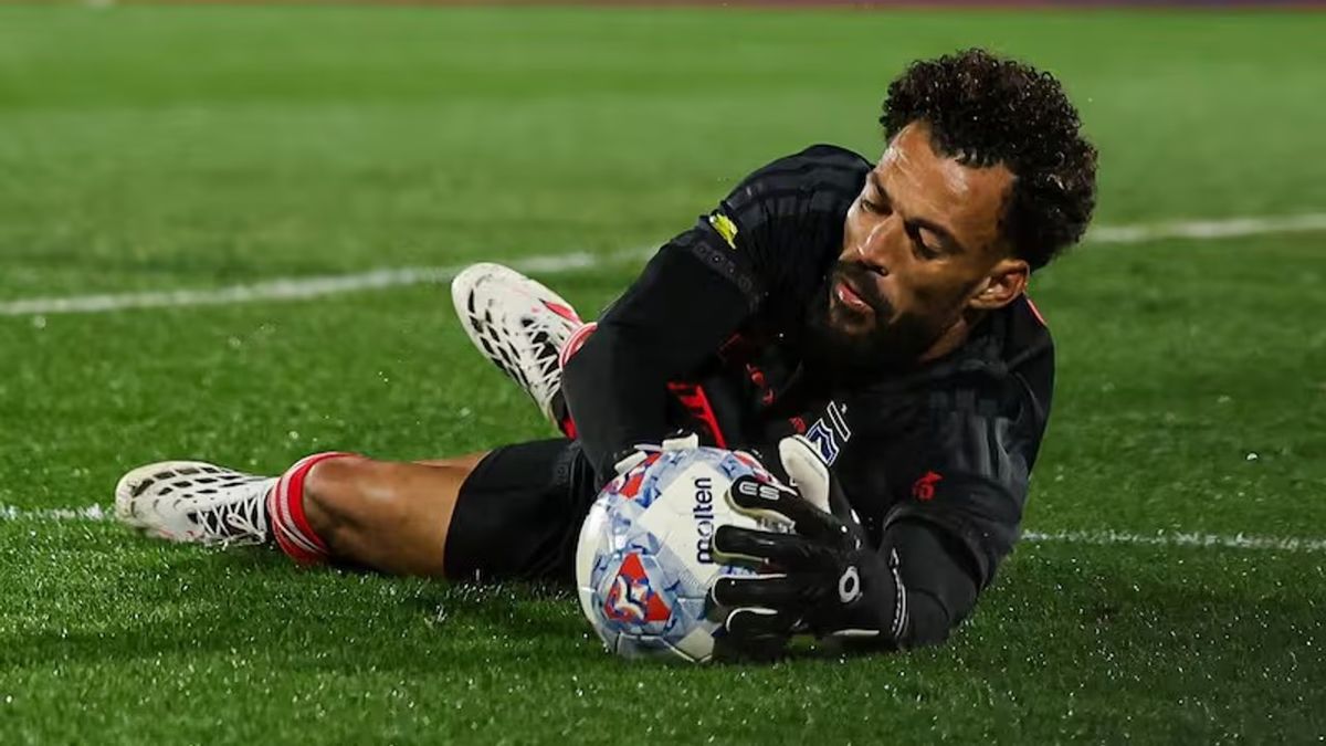 Vozinha's debut helps Colo Colo to clean sheet victory, sets viewership record