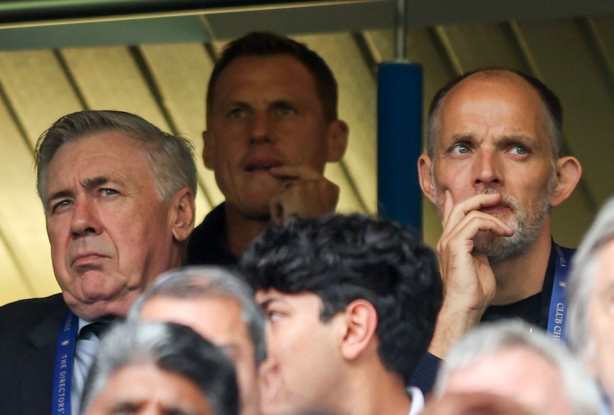 Ancelotti and Tuchel watch the game as Pedro and Palmer score