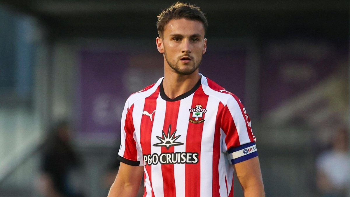 Aston Villa Capai Kesepakatan Prinsip dengan Southampton untuk Bek Harwood-Bellis Senilai £30 Juta