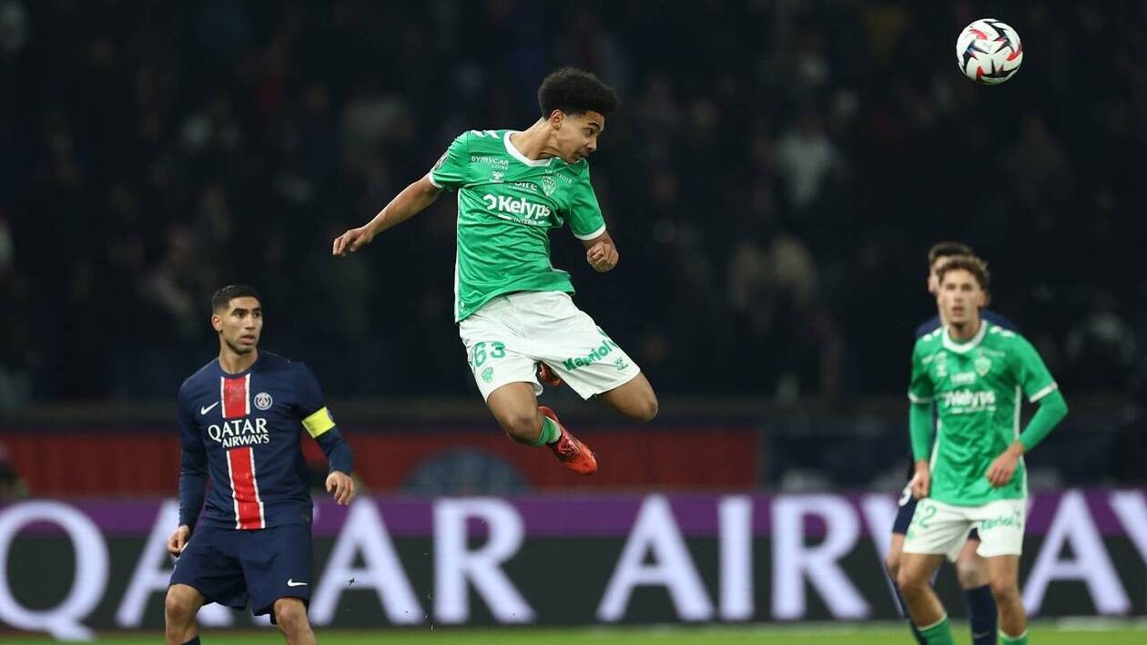 Liverpool proche de signer l'ailier français de Saint-Étienne Ghilian N'Guessan, arrivée prévue en 2027