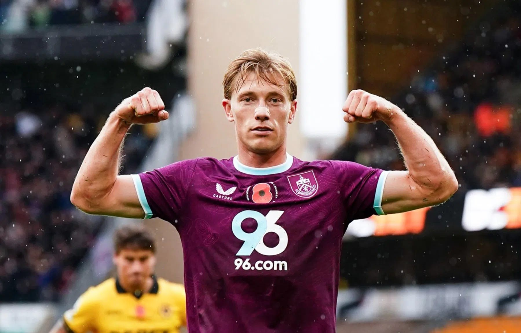 Ben Jacobs: Ipswich Town advances in Fleming signing, player eager to leave Burnley