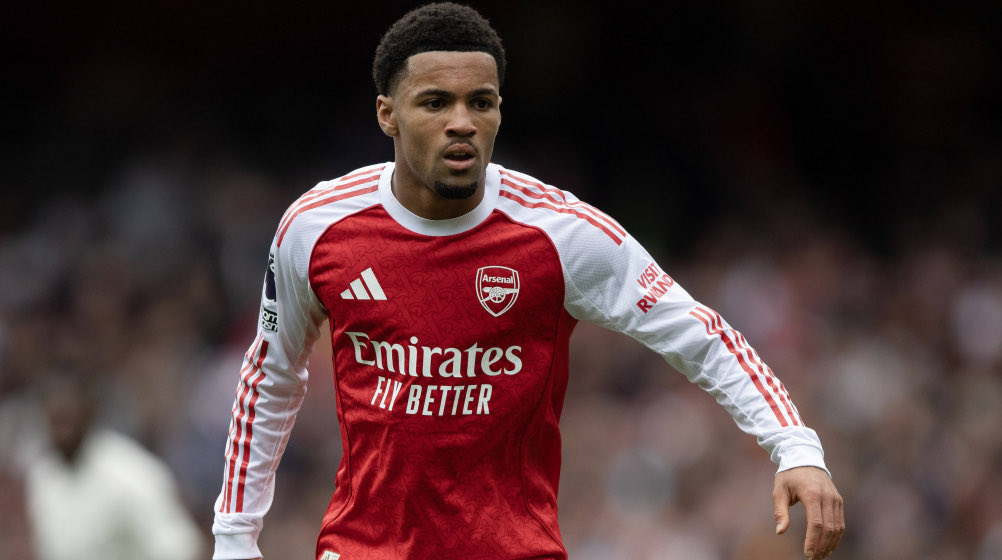 Sky Germany: Borussia Dortmund จะตัดสินใจภายในไม่กี่ชั่วโมงว่าจะと็นสัญญา Ethan Nwaneri หรือ Marcel Reguła