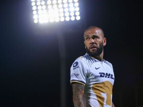 ESPN：阿尔维斯因入狱未履行合同被判向美洲狮赔偿225万美元