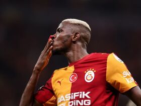 Man Utd told Victor Osimhen is 'waiting' for transfer as Benjamin Sesko plan tipped