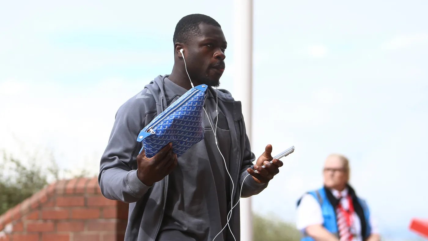 Dutch Media: Como's bid for Brobbey rejected by Sunderland