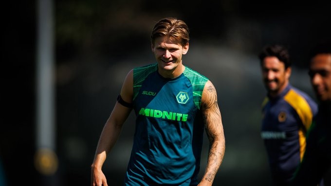 Ufficiale: il difensore del Wolverhampton Davy Peckham si trasferisce in prestito all'Amburgo con opzione di riscatto