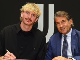 OFFICIAL: Nick Woltemade has joined Juventus on loan until June 2027