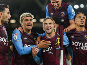 West Ham 4-2 Wolves: Bowen and Mukasa star in first Championship win