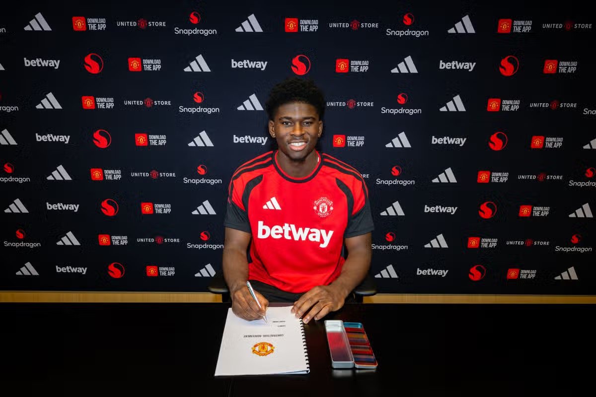 Manchester United a dépensé 152 millions de livres cet été, moins qu'Ipswich Town
