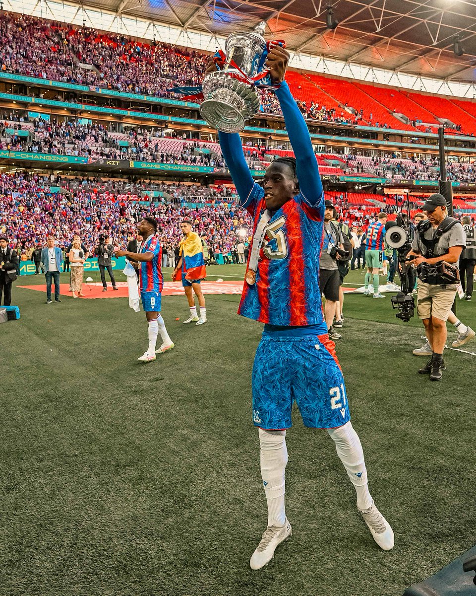 Resmi: Striker Crystal Palace Eisa Dipinjamkan Kembali ke Millwall