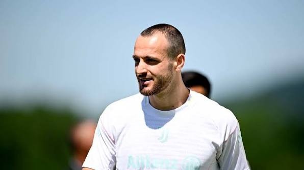 Longari : La Juventus rejette la première offre de Porto pour Gatti, mais le joueur veut partir