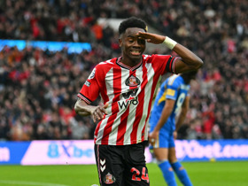 Adingra departs Sunderland for Ajax on season-long loan