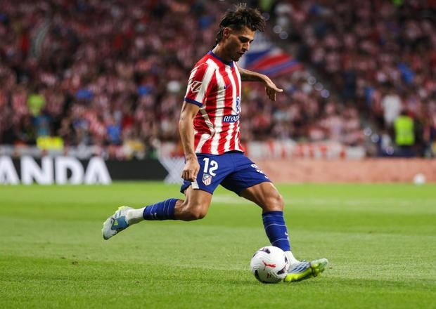 Jornalista: Empréstimo de Carlos Martín ao Hajduk inclui cláusula de compra; ele se despede do Atlético Madrid amanhã