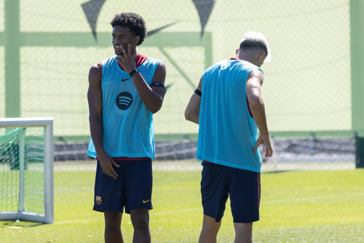 Sport: Nessun progresso nel rinnovo di Dimarco con l'Inter, il giocatore si offre al Barcellona
