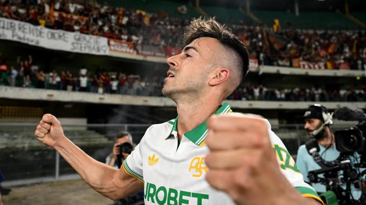 Cựu chủ tịch: De Rossi là nhân tố then chốt giúp El Shaarawy trở lại Genoa