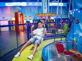 世体：巴萨计划在诺坎普引入小型游乐园，但需会员表决通过