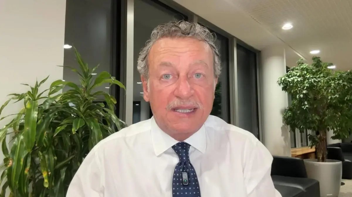 Journaliste : L'AC Milan a dépensé 100 millions d'euros cet été, mais ne mérite qu'un 6/10 pour son mercato