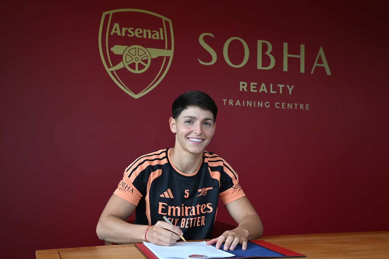 De Almeida: Ver a Henry desde la infancia, unirse al Arsenal es un sueño