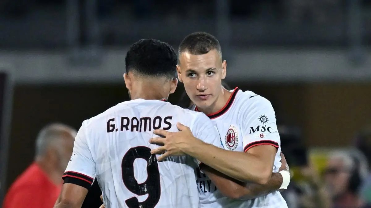 Bianchin: Amorim debe dar protagonismo a los jóvenes como suplentes del primer equipo del Milan