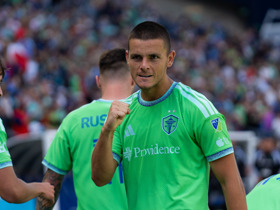 New signing Joveljic wants to lead Seattle's playoff push, says Schmetzer