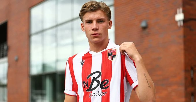 Resmi: Penyerang 17 Tahun Manchester United Louie Bradbury Bergabung ke Stoke City dengan Kontrak 2+1 Tahun