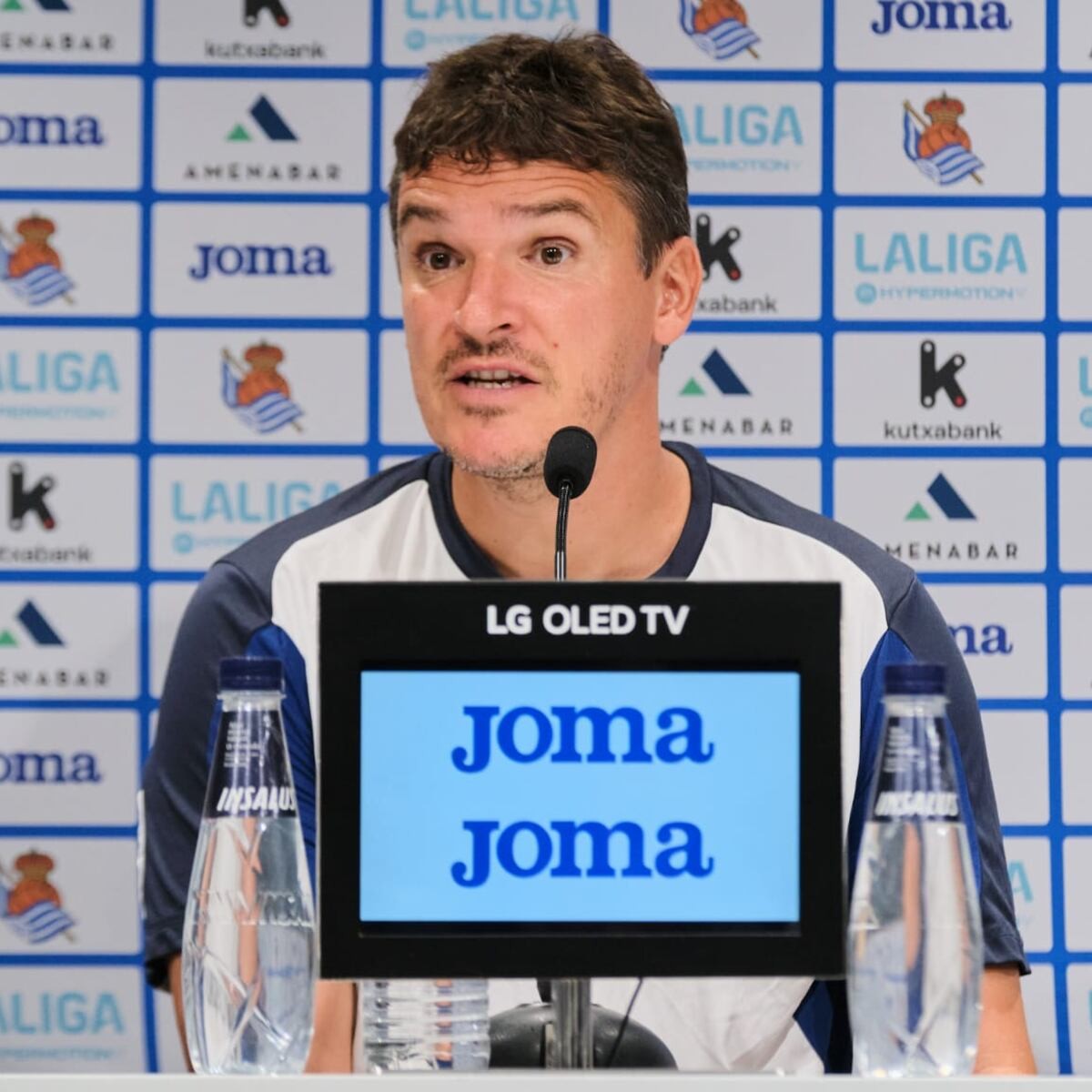 Ansotegi: “Tenemos que tener descaro para coger el balón e ir hacia adelante”
