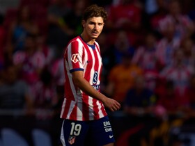 Simeone advises Alvarez to learn from Barcelona transfer saga