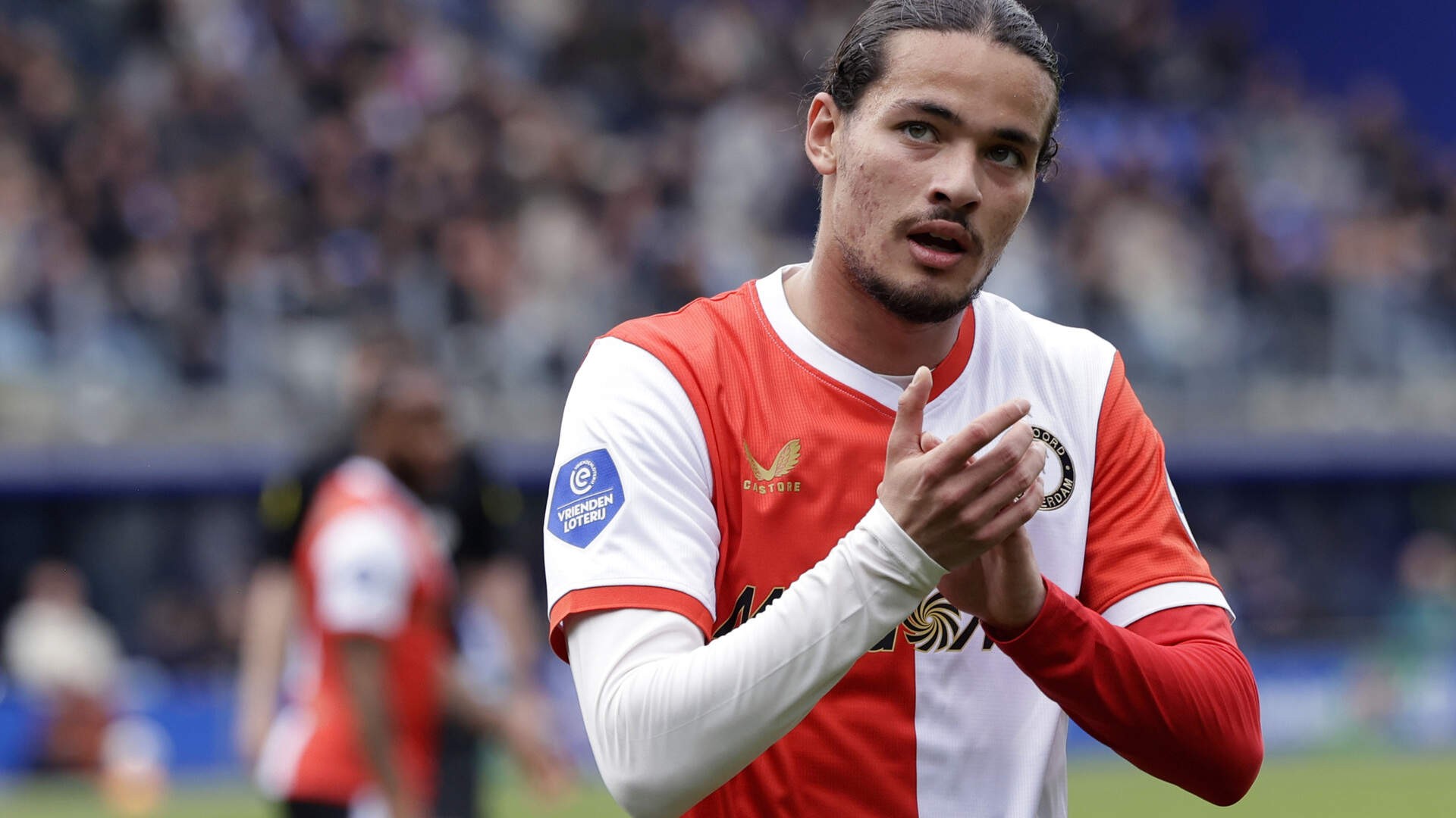 Medios holandeses: Feyenoord rechaza oferta de 37,5M€ del Al-Ittihad por Moussa