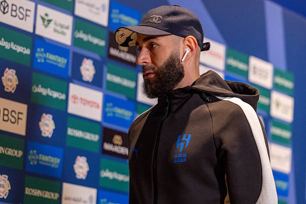 Romano: Benzema non tornerà in Europa, pensa al ritiro o a restare in Medio Oriente