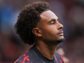 Carrick: Zirkzee still important to Man Utd despite failed Everton move