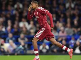 Premier League : Liverpool s’impose à Ipswich pour la première de Bradley Barcola