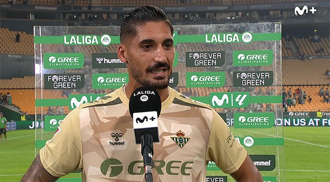 Rulli: Sejak Awal Saya Sudah Memutuskan Akan Menyelam ke Sisi yang Sama Jika Mbappe Mengambil Penalti