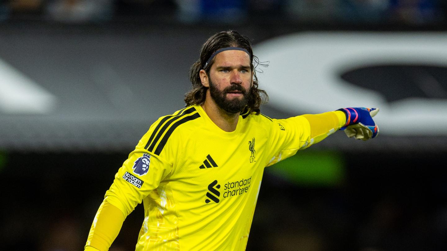 138 Clean Sheet, Alisson Naik ke Peringkat Keempat dalam Daftar Clean Sheet Terbanyak Kiper Liverpool