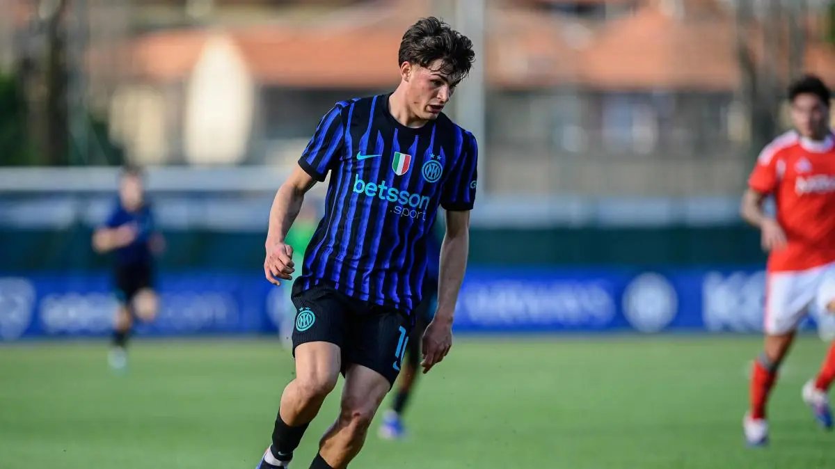 Le jeune Mosconi de l'Inter : « Lautaro est le meilleur attaquant que j'aie jamais vu, c'est mon idole »
