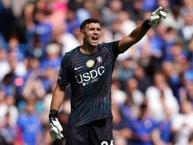 Arteta: Chelsea Cerdas Datangkan Emi Martinez