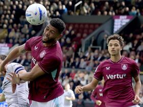 Burnley 1-2 Bristol City: Rob Dickie and Yu Hirakawa score in comeback win for Robins