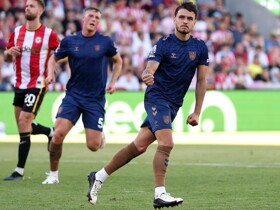 Brentford 1-1 Sunderland: Le Fee's 82nd-minute penalty salvages a point