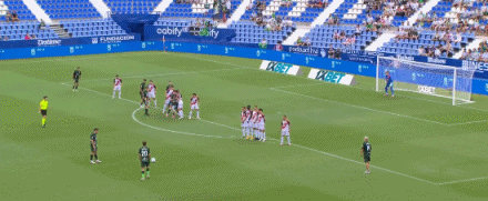 Hiệp 1 kết thúc: Rayo Vallecano 2-2 Racing Santander, Camello kiến tạo và ghi bàn, Ratiu và Canales lập công