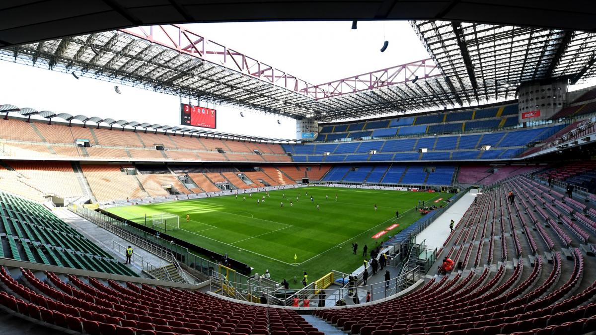 Inter rinde homenaje a las víctimas del atentado de Niza con una pancarta en la Curva Nord