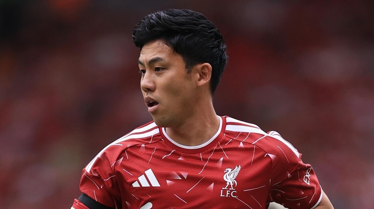 Wataru Endo sobre as táticas de Iraola: Ênfase na defesa do meio-campista 6 se encaixa mais no meu estilo
