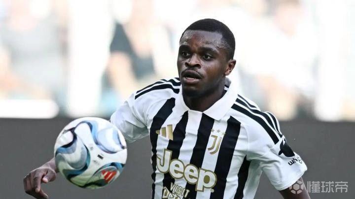 Tuttosport: Juventus Ingin Segera Perpanjang Kontrak Kalulu, Gaji Rp44 Miliar Tak Sebanding dengan Kontribusinya