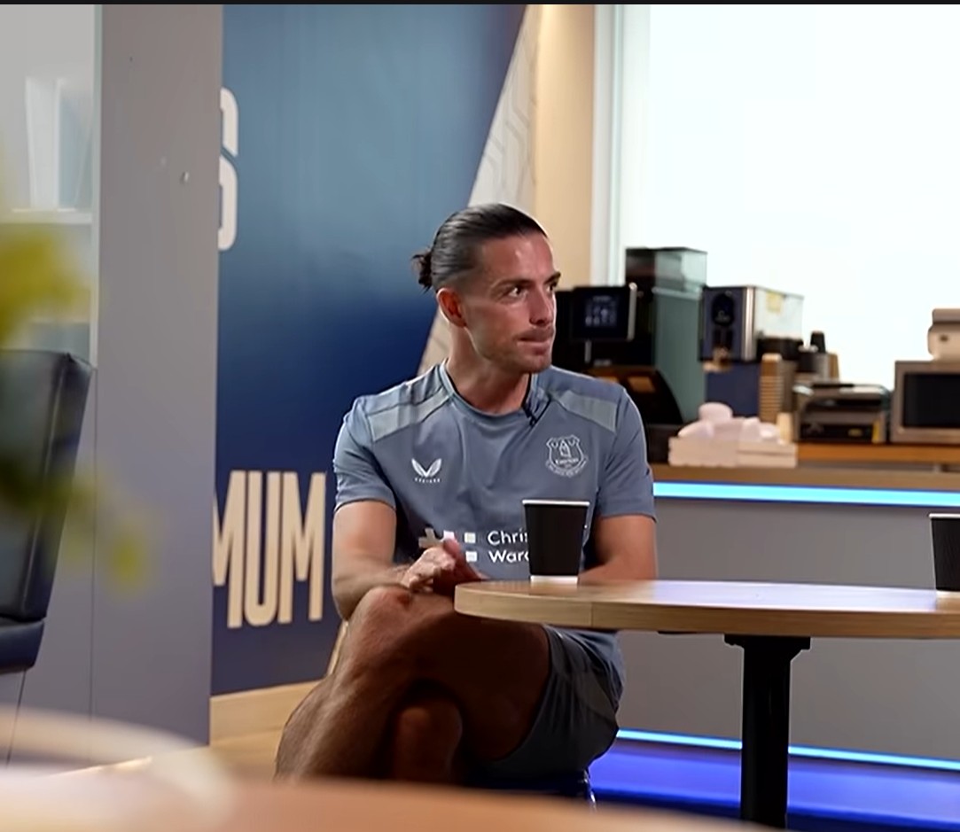 Grealish: Mùa trước đá với chấn thương một tháng, ngại bị bàn tán nên chọn ra sân đấu với Villa