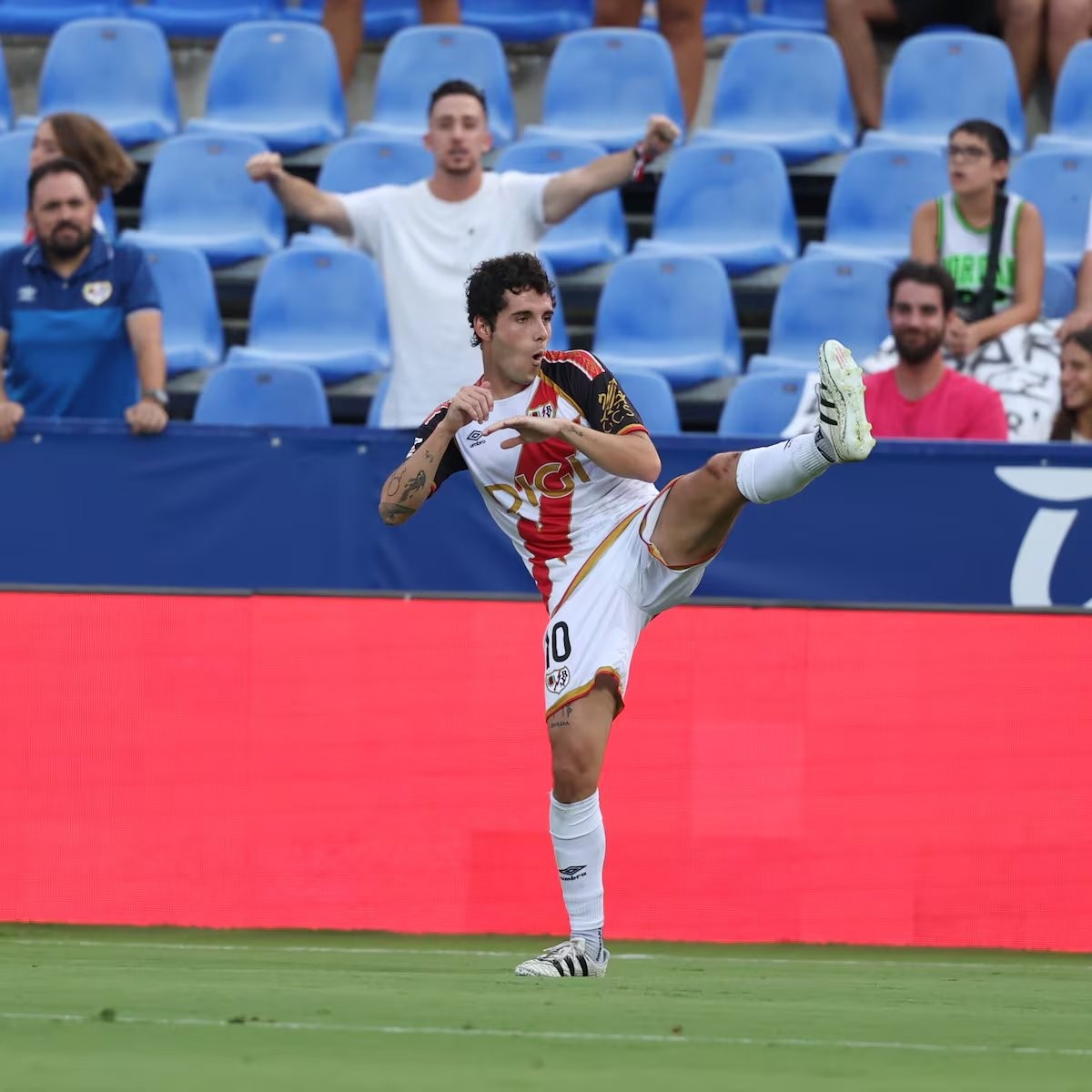 Pichichi de Primera División: Camello, invitado sorpresa como máximo goleador de LaLiga EA Sports