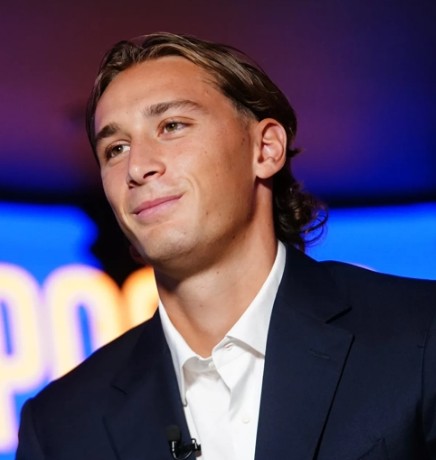ピオ・エスポジト、インテルとの契約延長は新たなスタート、シモーネ・インザーギの信頼にパフォーマンスで応え続けたい
