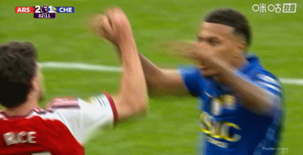 M. Rogers ควรจะโวย Declan Rice หลังถูกย่ำข้อเท้า: "อย่าทำแบบนั้น!"