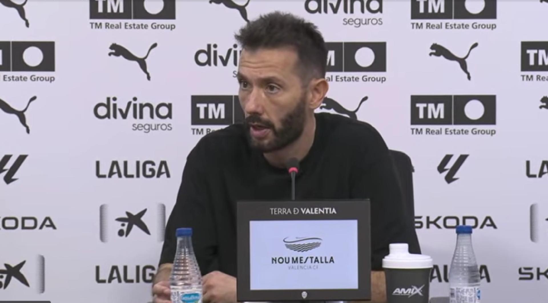 Allenatore Valencia: la sconfitta per 0-5 ci ha colpito duramente, ma non ci arrenderemo