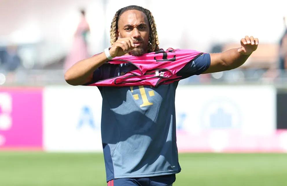 BILD: Nessun progresso nei colloqui tra Bayern Monaco e club sauditi, aumentano le possibilità che Boey resti